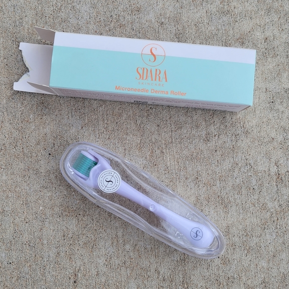 Derma Roller - Picture 2 of 12